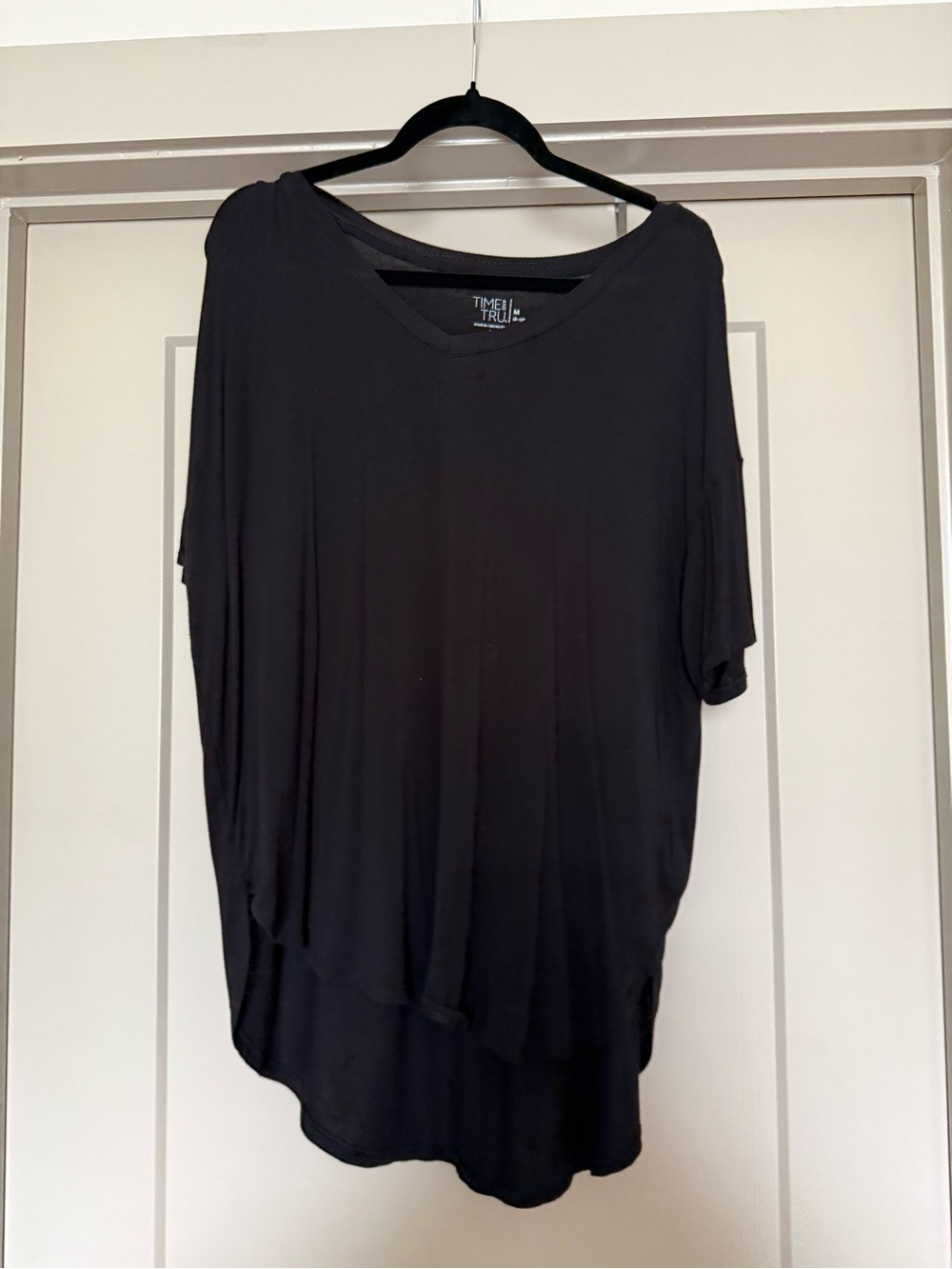 Time and Tru Black Relaxed V-Neck Draped Women's Tee